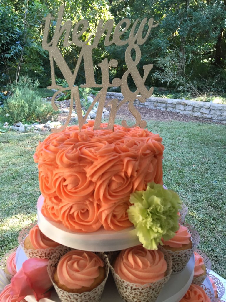 What a cute wedding cake topper!