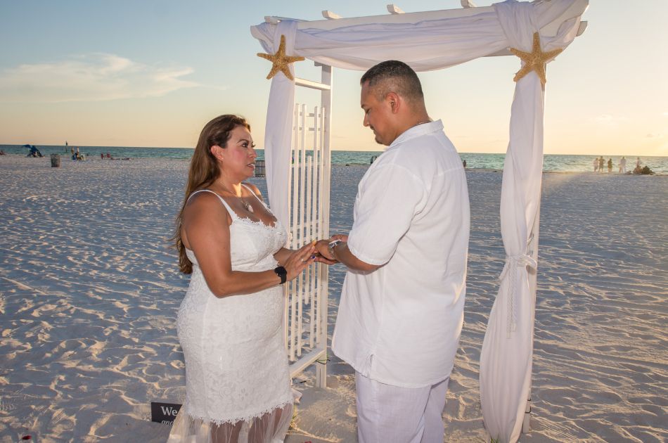 beach wedding on Indian Shores